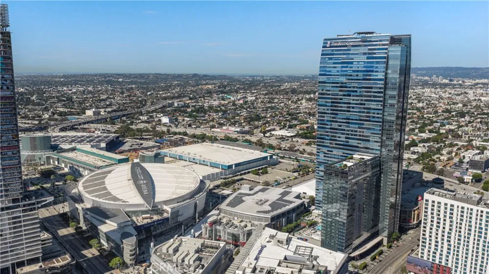 900 W Olympic #28A Los Angeles, CA 90015