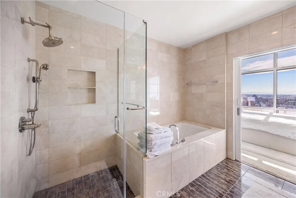 900 W Olympic #28A Los Angeles, CA 90015