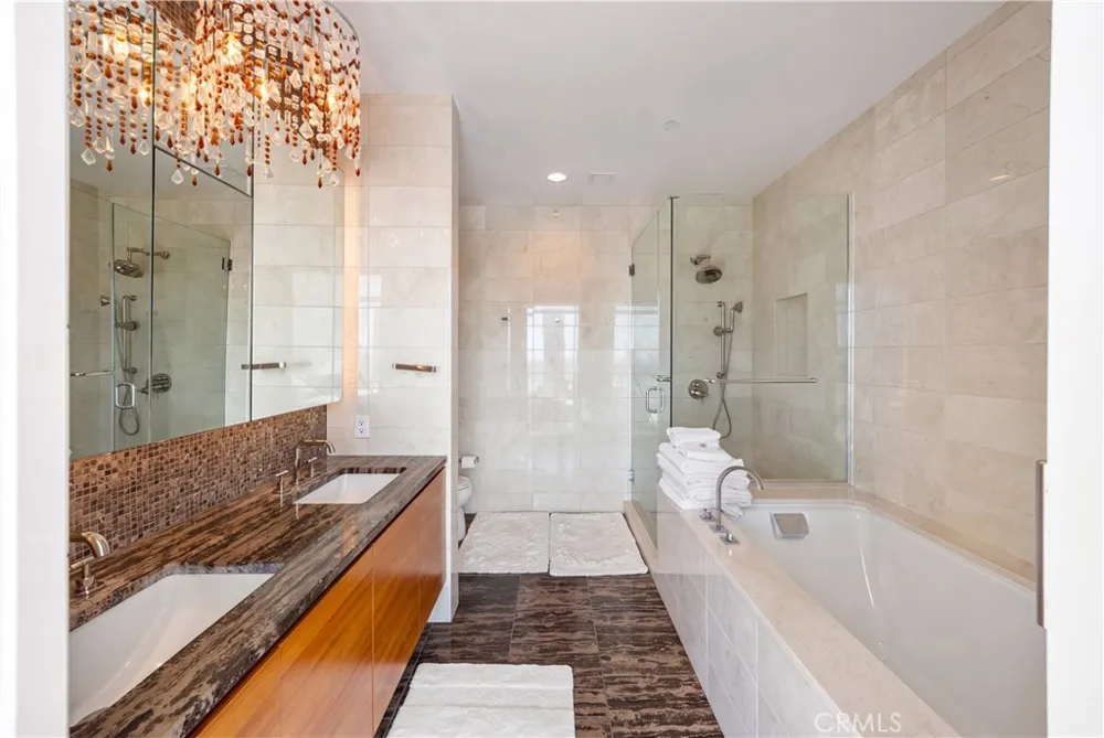 900 W Olympic #28A Los Angeles, CA 90015
