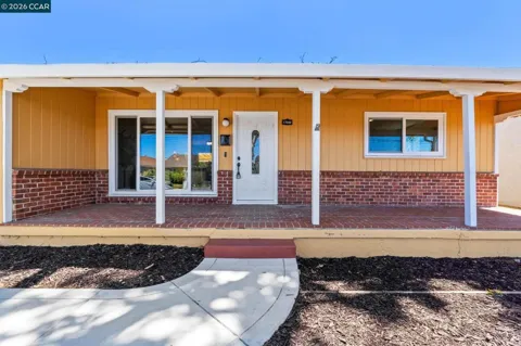 17242 Via El Cerrito