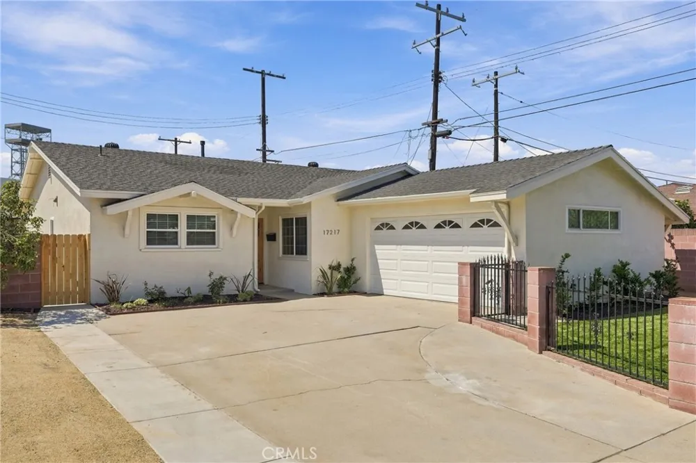 17217 S Hoover Gardena, CA 90247