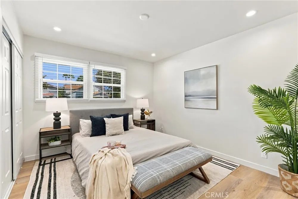 17217 S Hoover Gardena, CA 90247