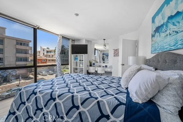 531 Esplanade #302 Redondo Beach, CA 90277