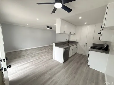 16111 Prairie Avenue #101