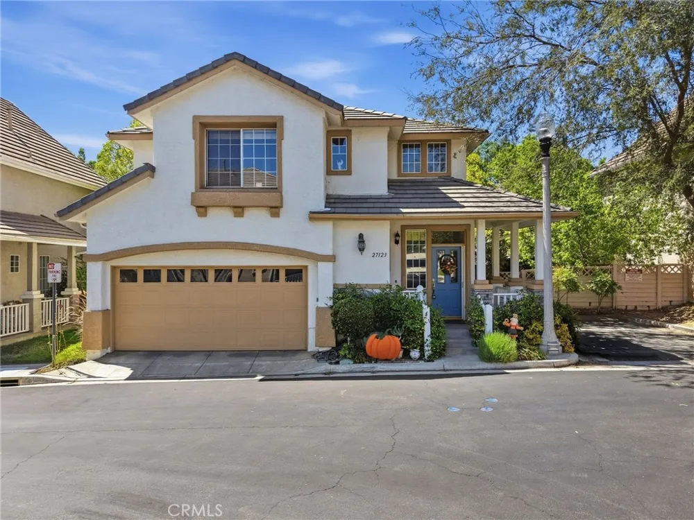 27123 Saddlepeak Trail Valencia, CA 91354