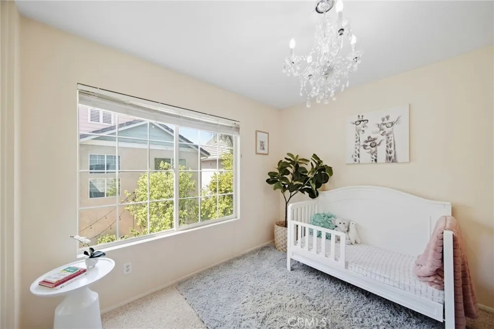 27123 Saddlepeak Trail Valencia, CA 91354