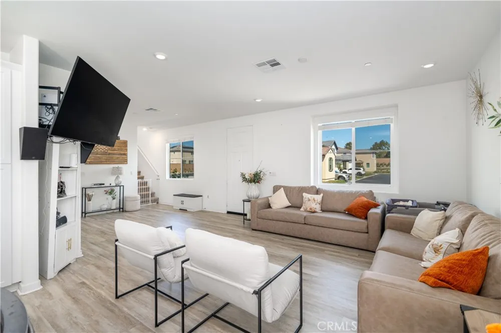 31667 Cobalite Winchester, CA 92596