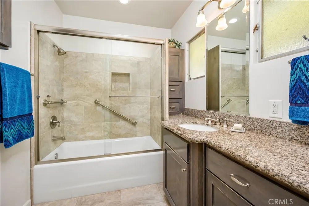 1143 Oxford Avenue Claremont, CA 91711