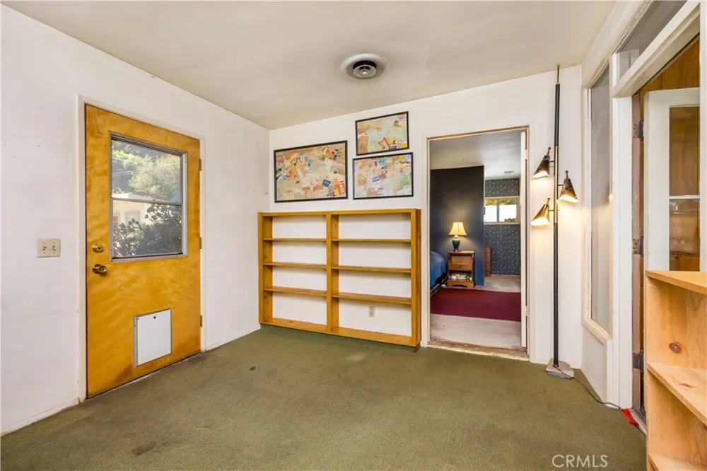 1143 Oxford Avenue Claremont, CA 91711