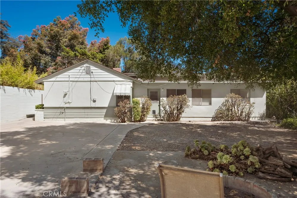 1143 Oxford Avenue Claremont, CA 91711