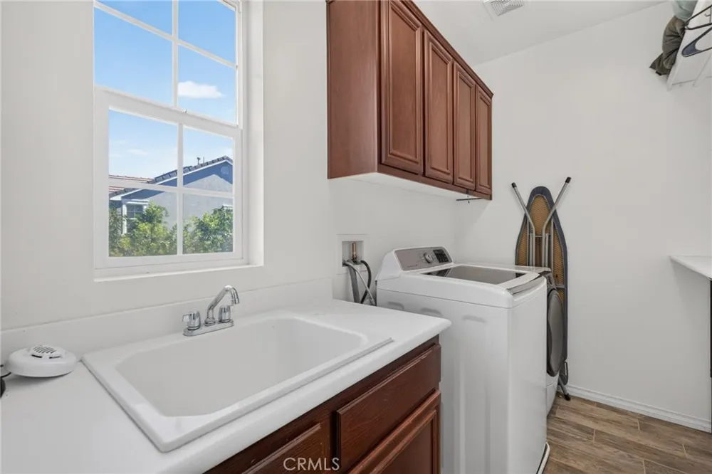 28506 Oakhurst Way Temecula, CA 92591