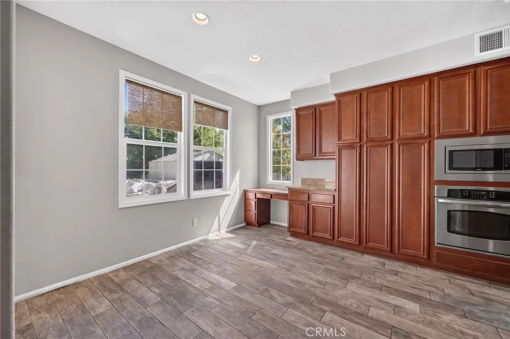 28506 Oakhurst Way Temecula, CA 92591