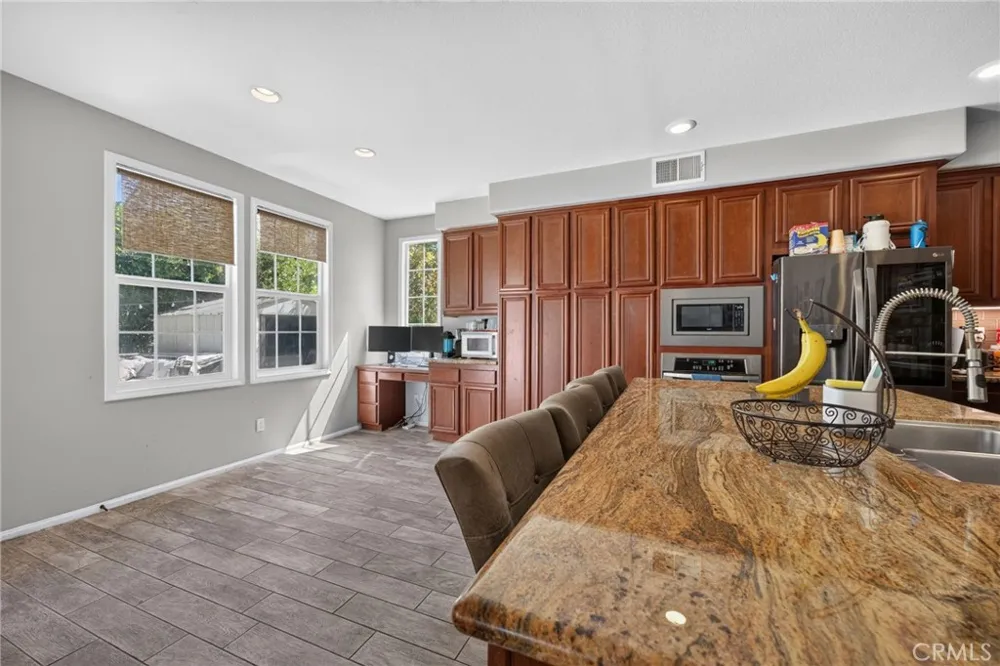 28506 Oakhurst Way Temecula, CA 92591