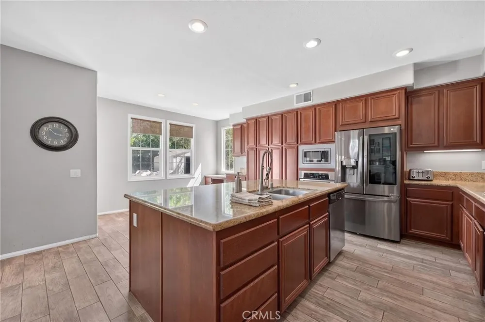28506 Oakhurst Way Temecula, CA 92591