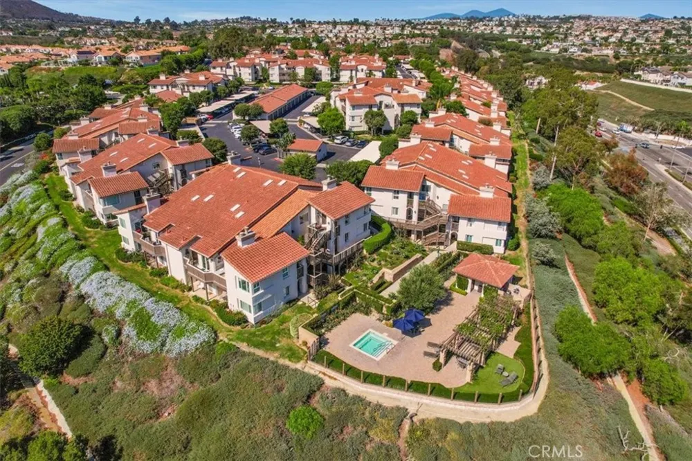 34 Corniche #D Dana Point, CA 92629