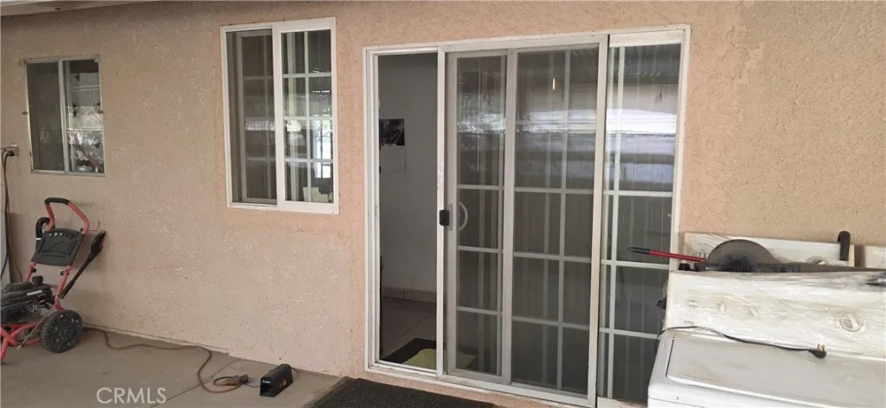 7715 Hopi Yucca Valley, CA 92284