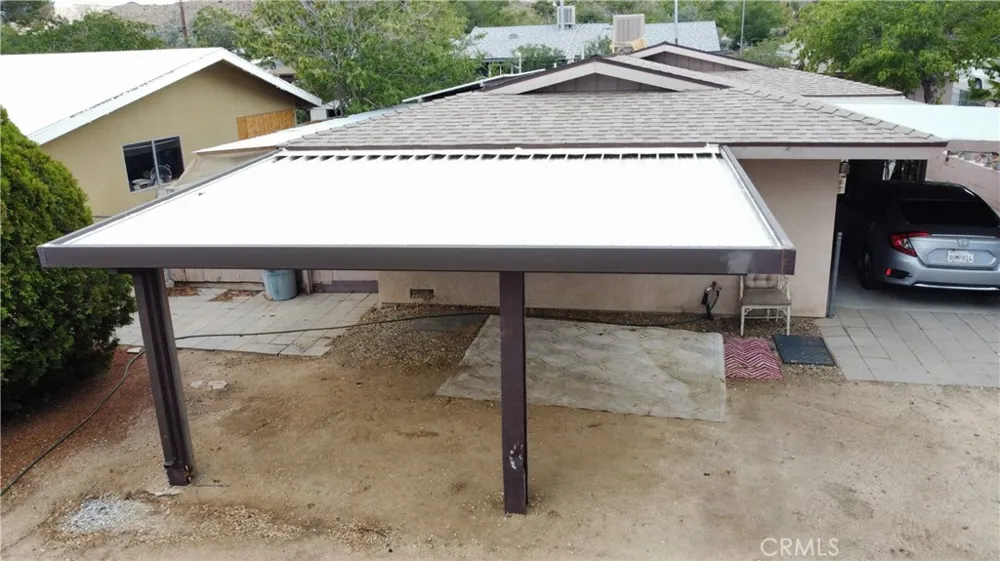 7715 Hopi Yucca Valley, CA 92284