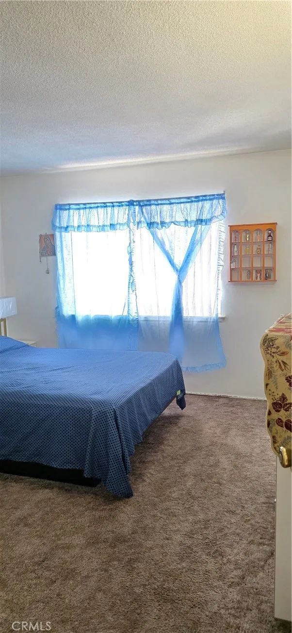 7715 Hopi Yucca Valley, CA 92284