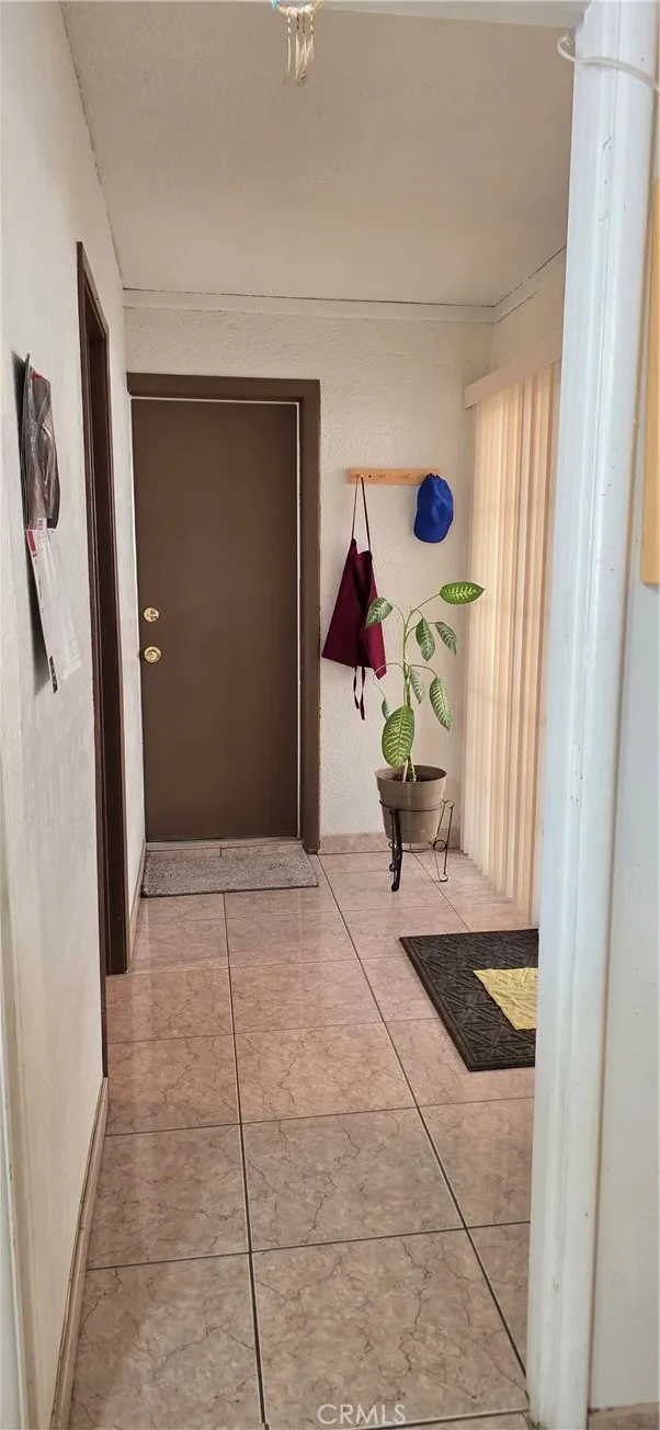 7715 Hopi Yucca Valley, CA 92284