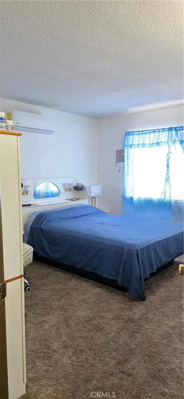 7715 Hopi Yucca Valley, CA 92284