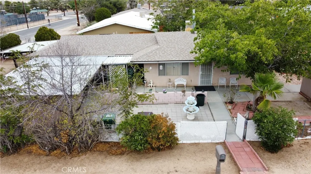 7715 Hopi Yucca Valley, CA 92284
