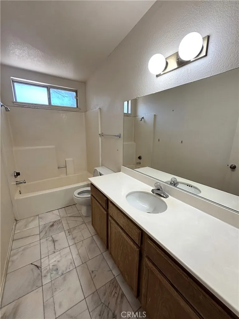 15136 Marte Circle Moreno Valley, CA 92551