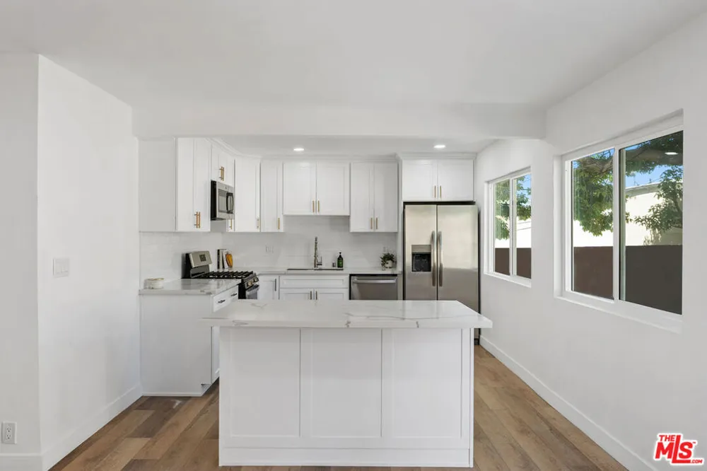 733 Hayworth Avenue #2 Los Angeles, CA 90046