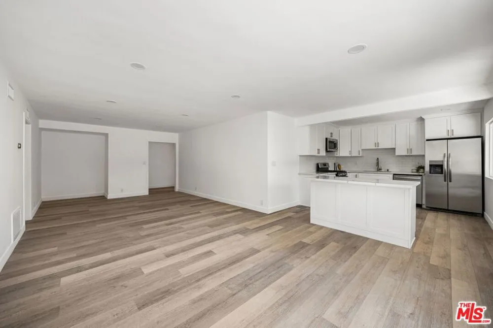 733 Hayworth Avenue #2 Los Angeles, CA 90046