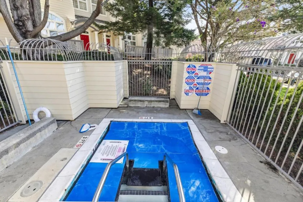 5 Erin Lane Half Moon Bay, CA 94019