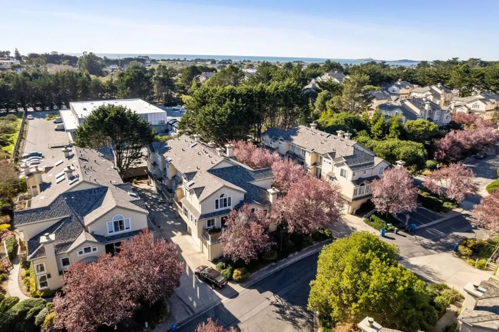 5 Erin Lane Half Moon Bay, CA 94019