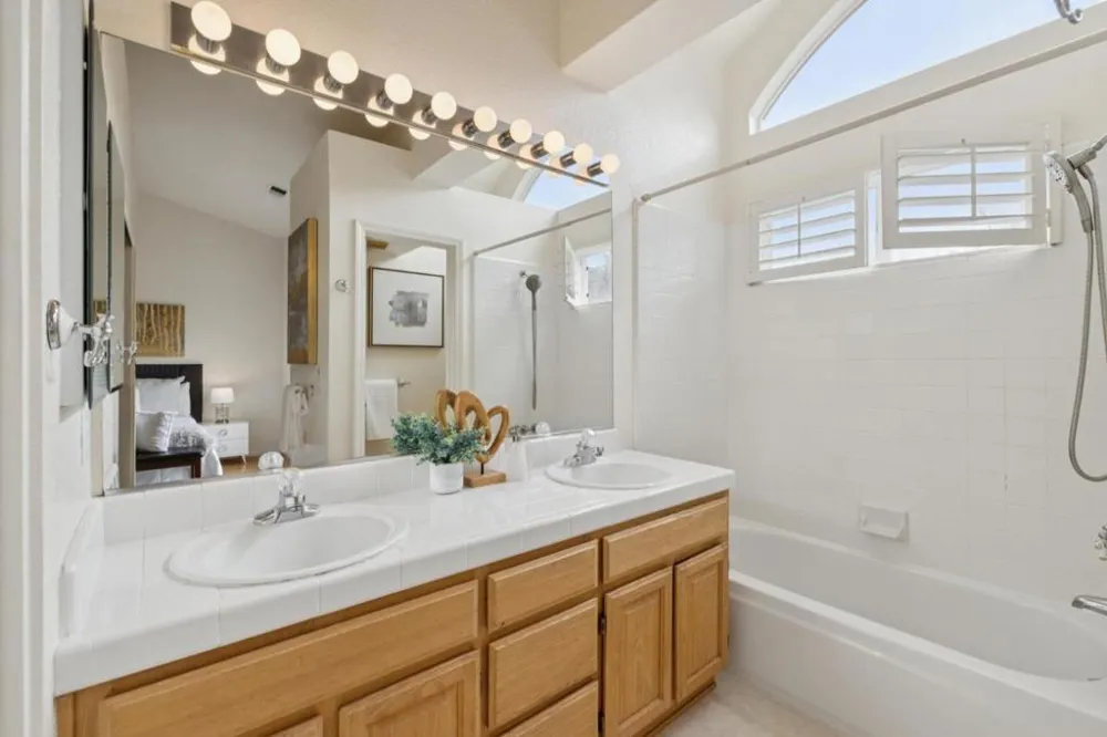 5 Erin Lane Half Moon Bay, CA 94019