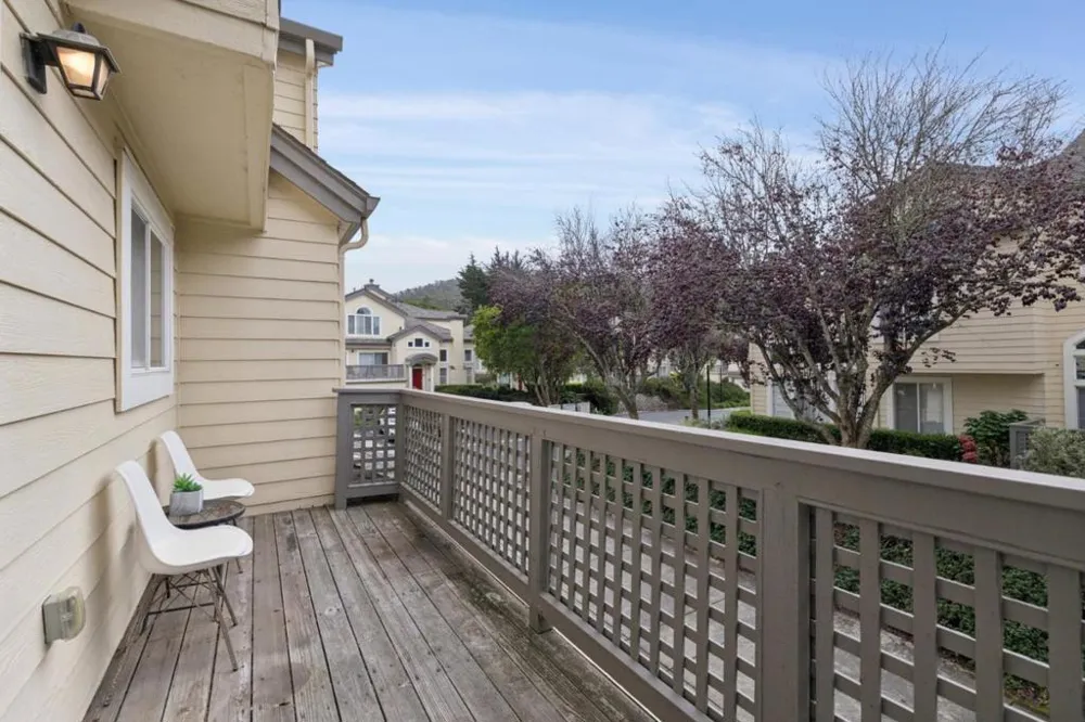 5 Erin Lane Half Moon Bay, CA 94019