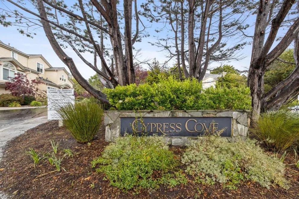 5 Erin Lane Half Moon Bay, CA 94019