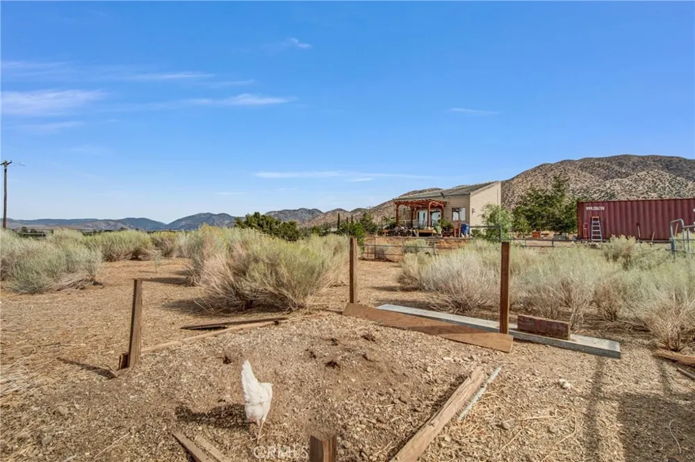 10392 Cima Mesa Road Juniper Hills, CA 93543