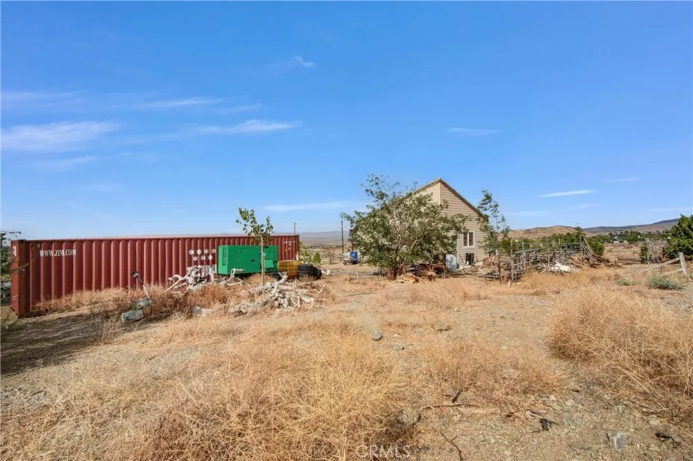 10392 Cima Mesa Road Juniper Hills, CA 93543