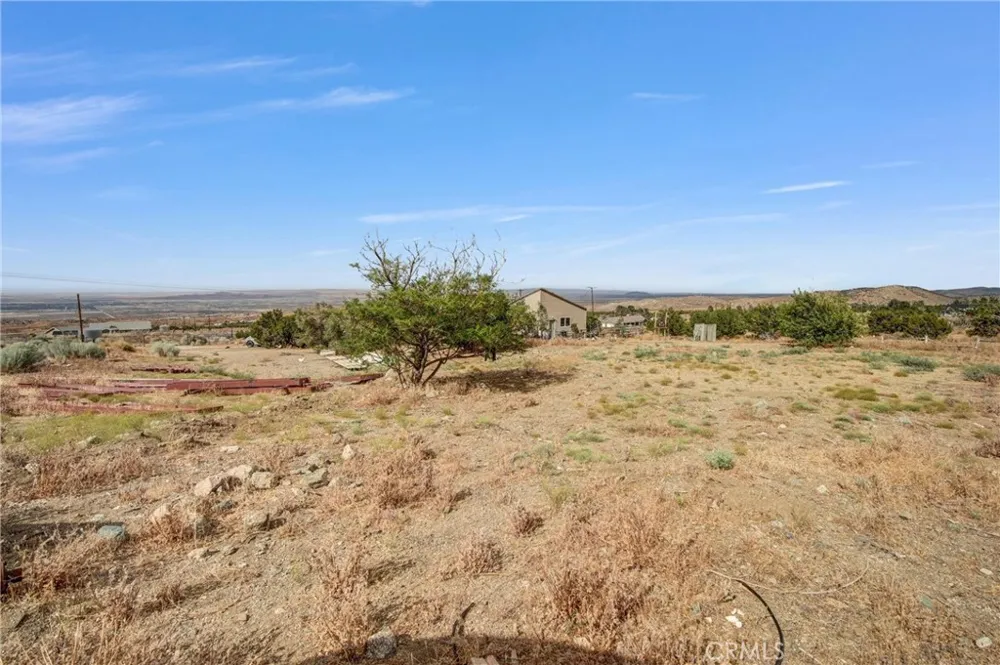 10392 Cima Mesa Road Juniper Hills, CA 93543