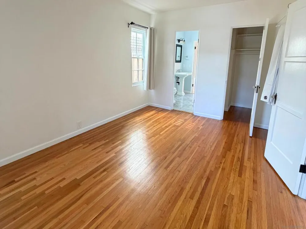 607 Arenas La Jolla, CA 92037