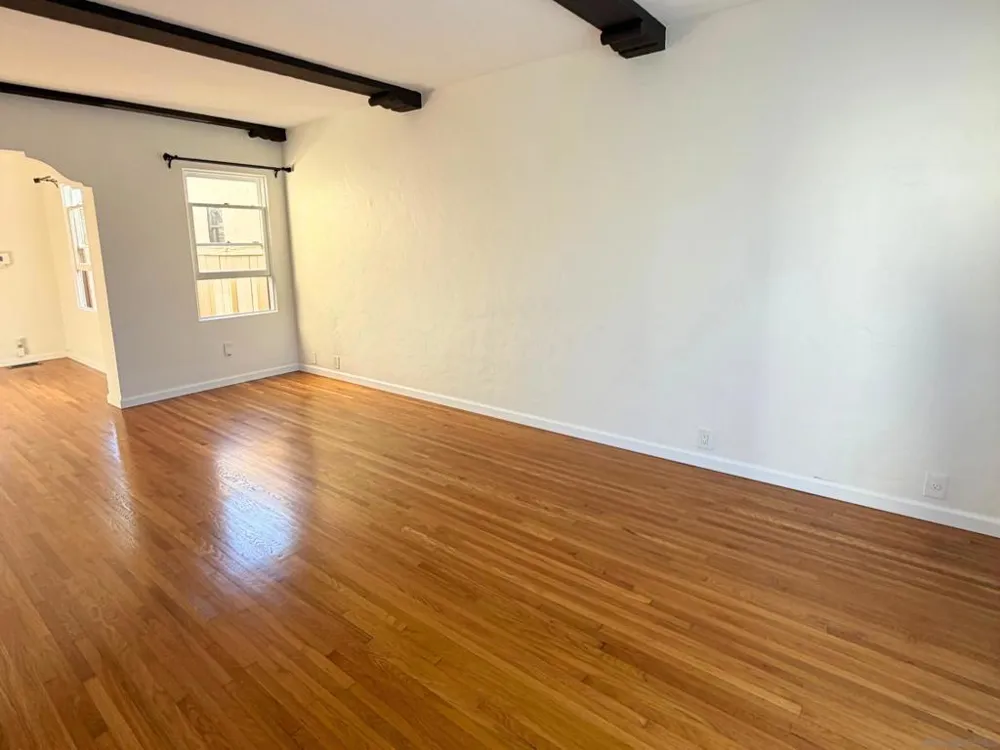 607 Arenas La Jolla, CA 92037