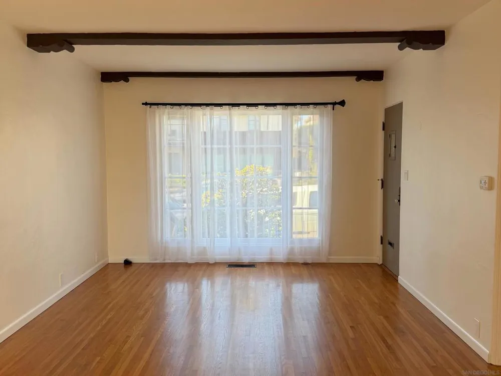 607 Arenas La Jolla, CA 92037
