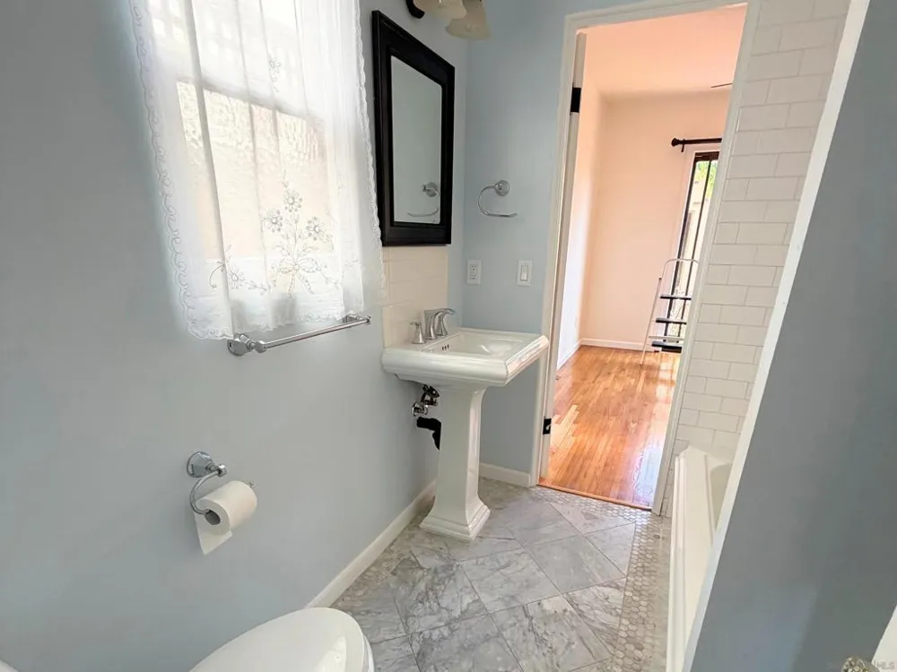 607 Arenas La Jolla, CA 92037