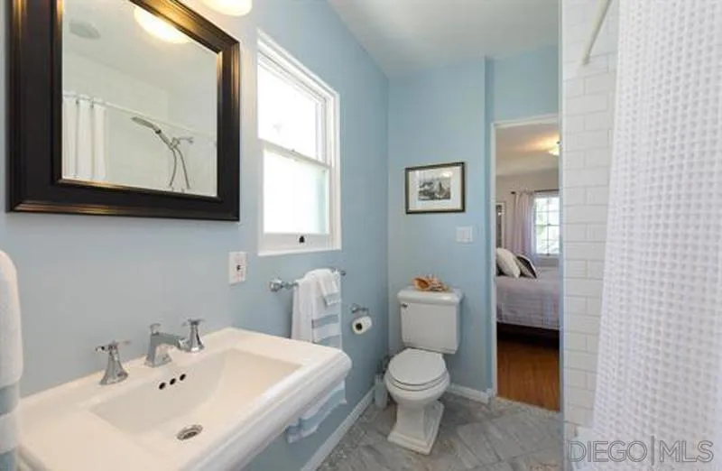 607 Arenas La Jolla, CA 92037