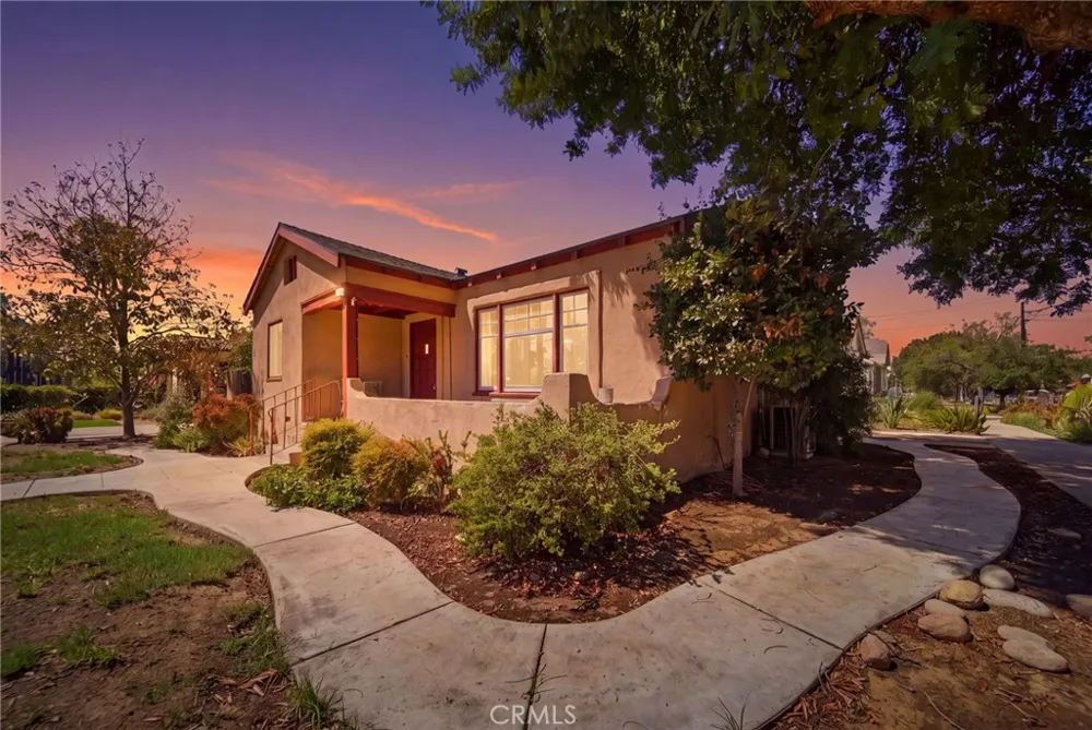 3209 Brockton Avenue Riverside, CA 92501