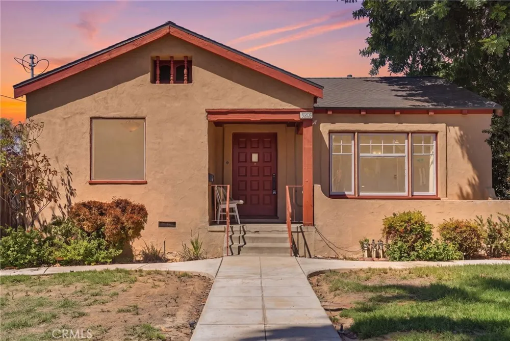 3209 Brockton Avenue Riverside, CA 92501
