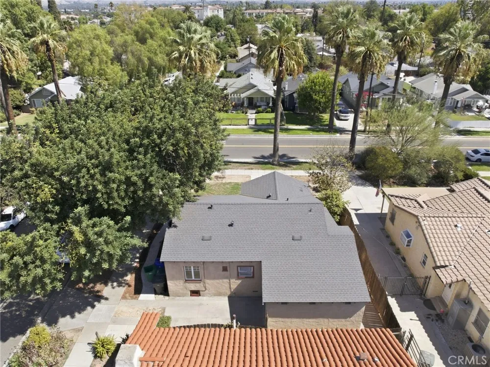 3209 Brockton Avenue Riverside, CA 92501