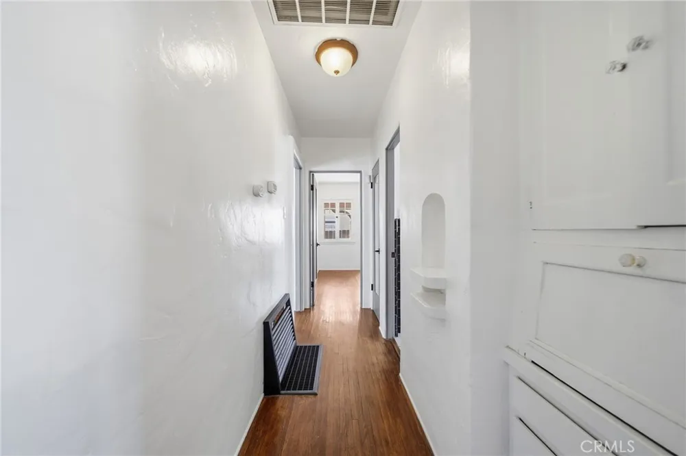 3209 Brockton Avenue Riverside, CA 92501