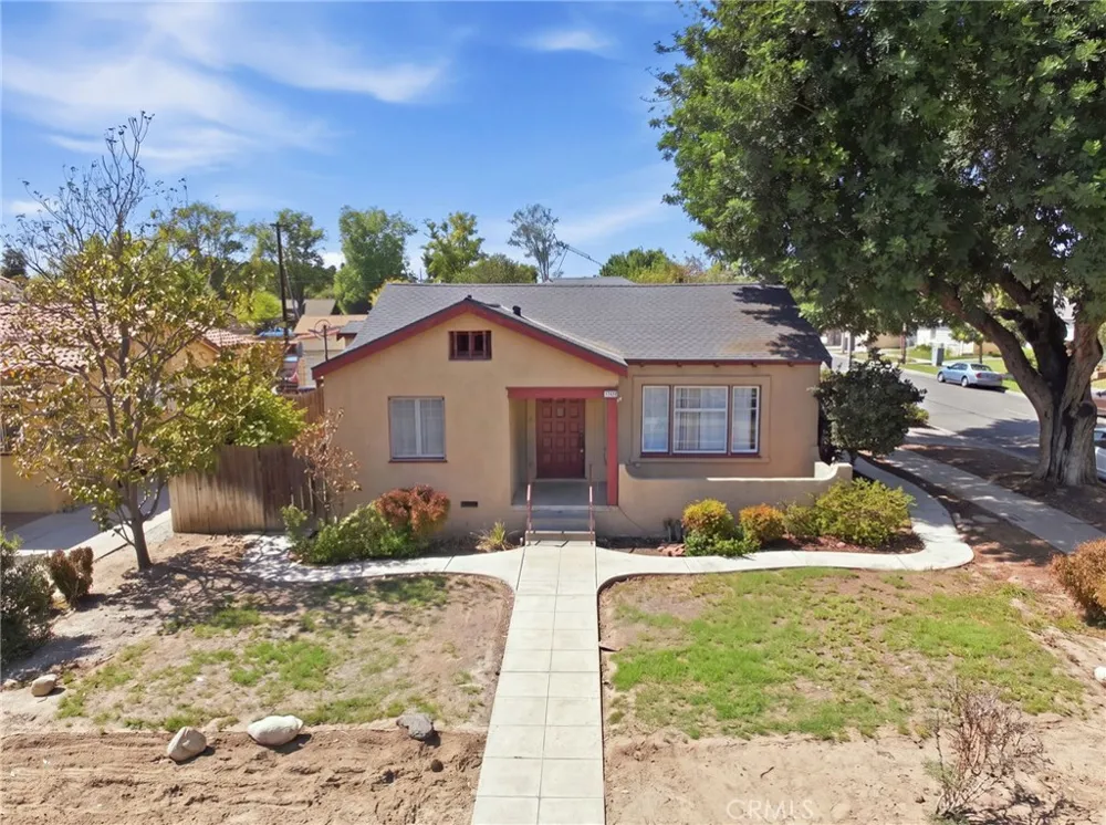 3209 Brockton Avenue Riverside, CA 92501