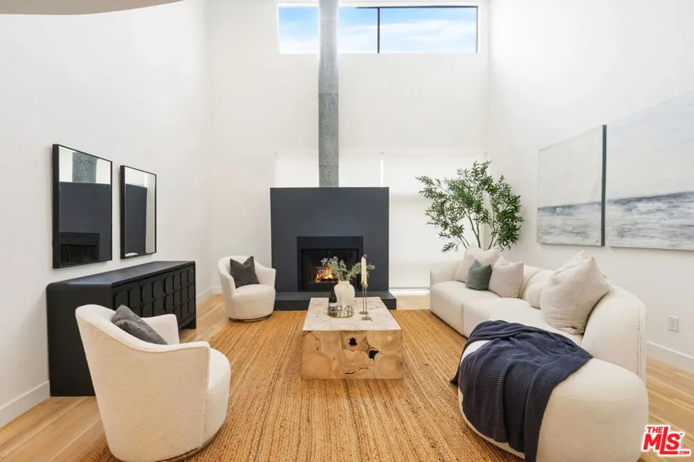 11711 Brookhaven Avenue #3 Los Angeles, CA 90064