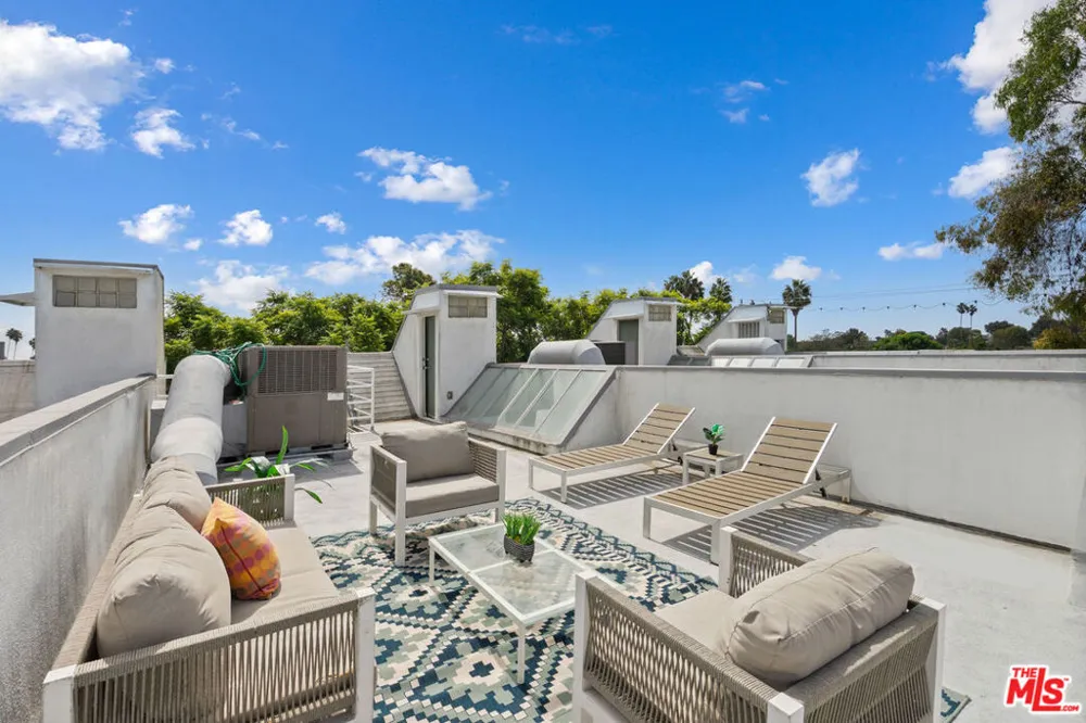 11711 Brookhaven Avenue #3 Los Angeles, CA 90064