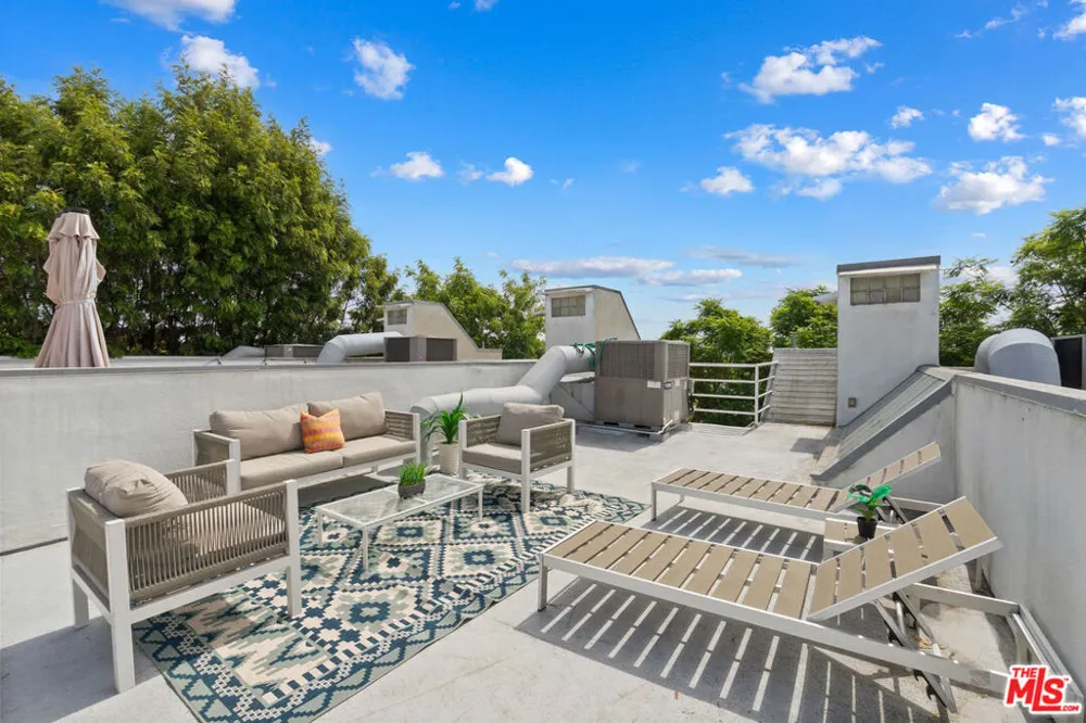 11711 Brookhaven Avenue #3 Los Angeles, CA 90064