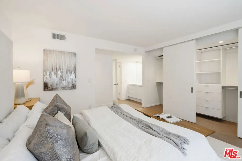 11711 Brookhaven Avenue #3 Los Angeles, CA 90064